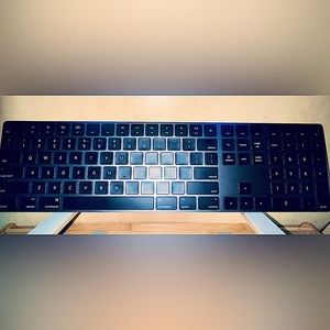 Full Size, Authentic Apple Brand, Space Grey, Rechargeable, Magic Keyboard